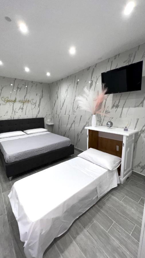 Maison Marina - Quartierispagnoli Naples Extérieur photo